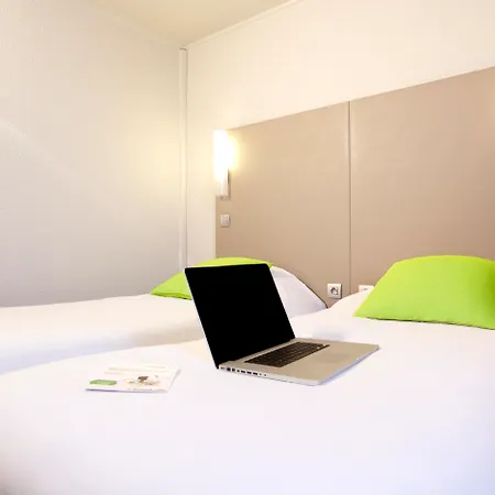Hotel Campanile Aeroport 3*