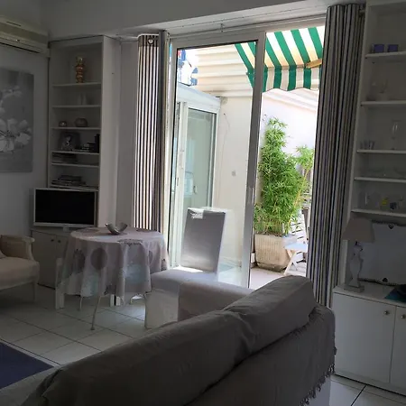 Studio Terrasse Victor Hugo * Nice