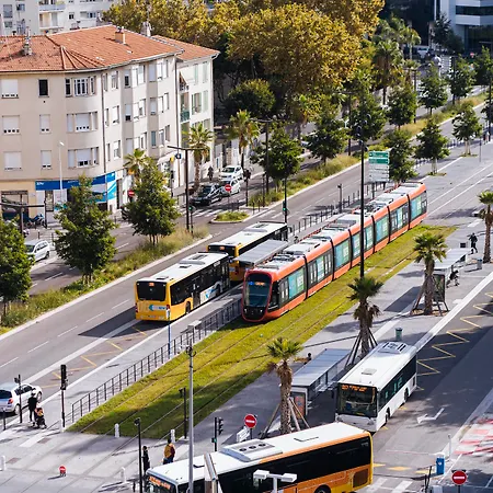 Ibis Styles Aeroport Arenas 3* Νίκαια