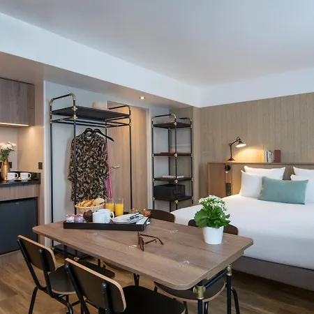 Novotel Airport 4* Nice