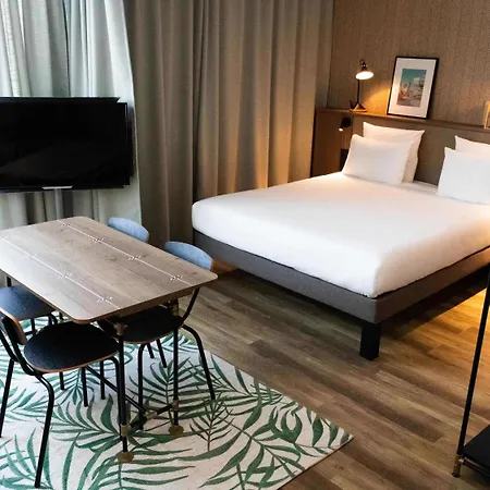 Hotel Novotel Airport