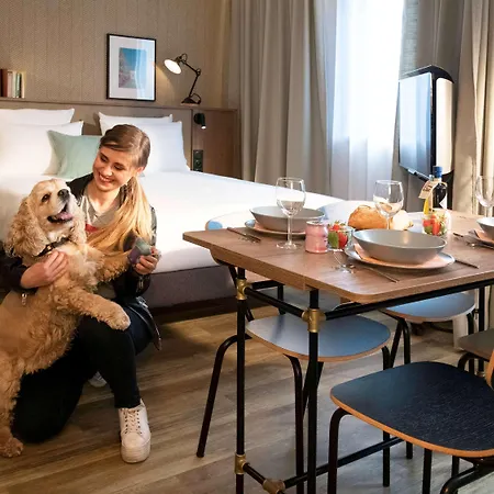Hotel Novotel Airport 4*