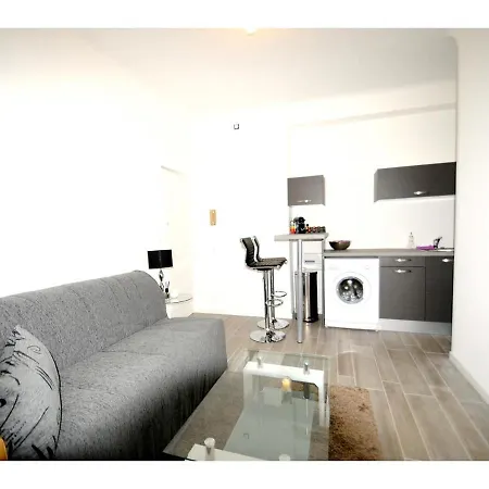 Apartment Superbe Meuble Cosy Avec Lit Superconfort Au Calme Jean Medecin *