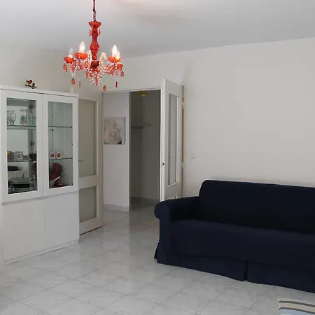 Long In Old Town Of Nice, Castle Hill Apartment