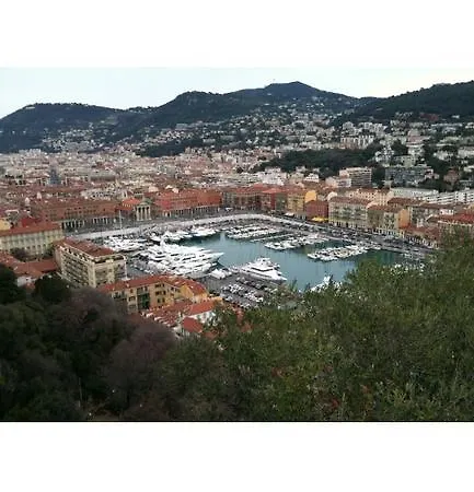 Apartment Long In Old Town Of Nice, Castle Hill *