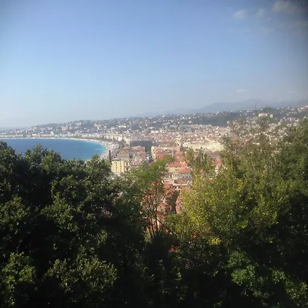 Long In Old Town Of Nice, Castle Hill Apartment