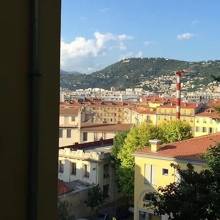 Apartment Long In Old Town Of Nice, Castle Hill