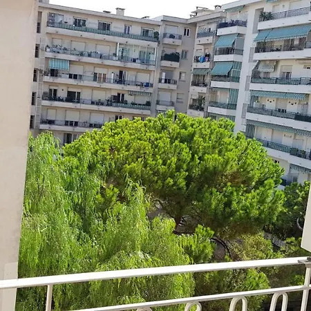Apartment Avenue Des Fleurs