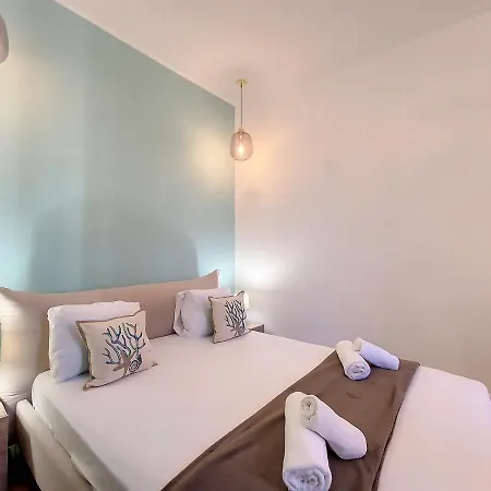 Apartment Nestor&jeeves - Le Pierlas - Place Garibaldi - Very Close Old Town *