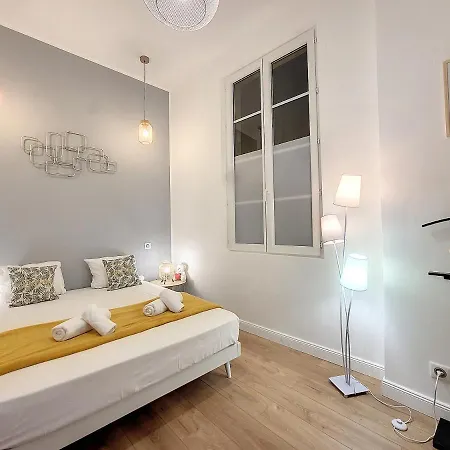 Apartment Nestor&jeeves - Le Pierlas - Place Garibaldi - Very Close Old Town *