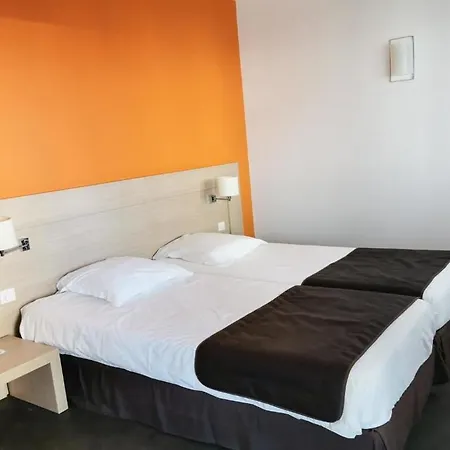 Hotel Esatitude 3*