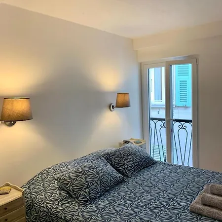Apartment Rue Neuve
