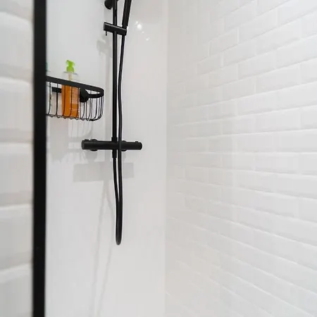 Fusion - Charme De L'ancien Et Confort Moderne - Vieux - 2 - Wifi - 5 Min Des Plages - 30 Min De Cannes Et Monaco Apartment *