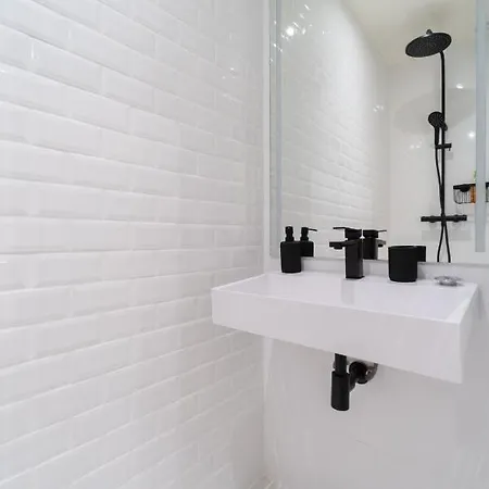 Apartment Fusion - Charme De L'ancien Et Confort Moderne - Vieux - 2 - Wifi - 5 Min Des Plages - 30 Min De Cannes Et Monaco Nice