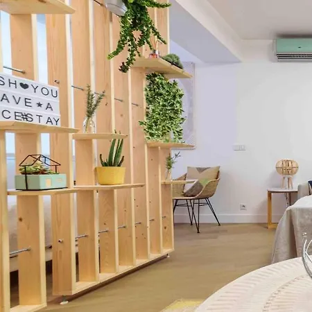 An-nam Homestay, 50m De La Plage, Centre Ville De Nice, Zone Pietonne