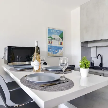 Cimiez Les Pins By Interhome Apartment *