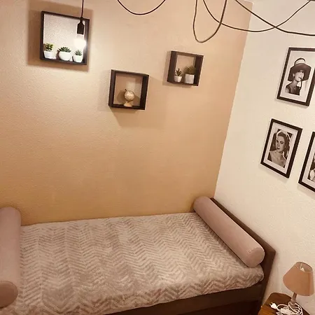Apartment Climatise, 50 M De La Prom, Wifi *