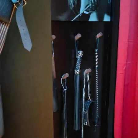 La Loveroom Bdsm De 