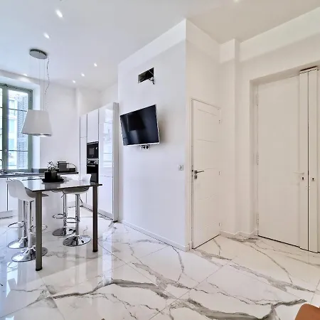 Le Massenet By Guys Apartment