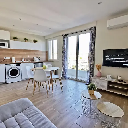 Bash11 By Guys Apartment *