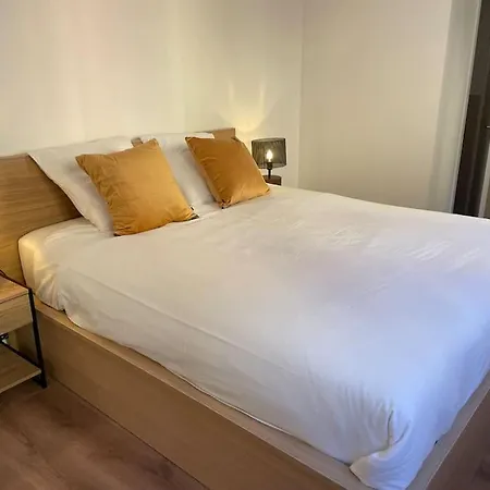 Homelivia,industriel Cosy Nice