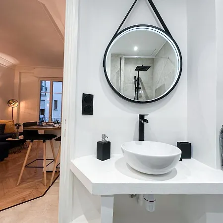 Clemenceau - Central, Calme, Cosy, Moderne Apartment Nice