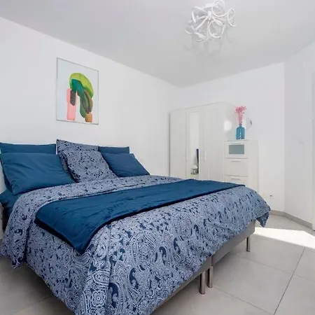 Blue Pearl A008 * Nizza