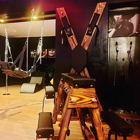 Apartment La Loveroom Bdsm De 