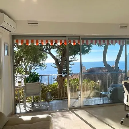 Apartment Stunning View And Pool Big Location Nice