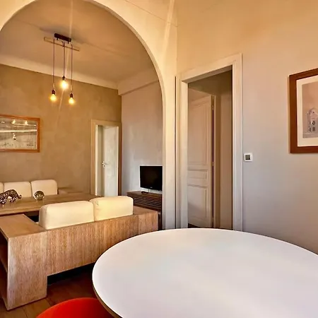Au Petit Bourgeois Apartment