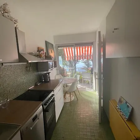 Stunning View And Pool Big Location