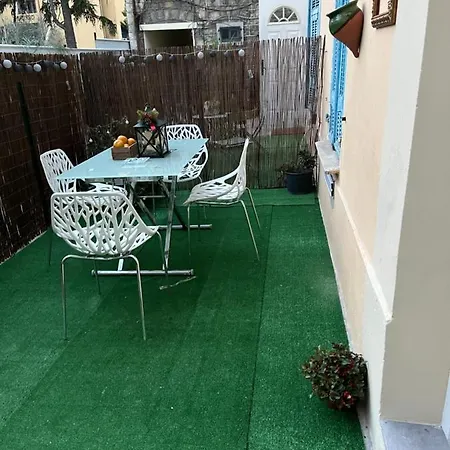 Beautiful With Privat Terrace Apartment