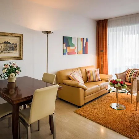 Les Oliviers: Serene Rooftop Retreat With Sea Views And Pool Apartment