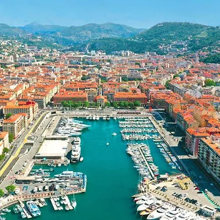 Le Delfino Port De Nice