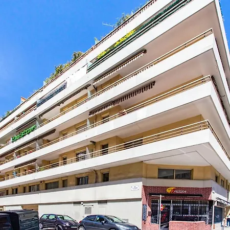 Apartment #4 Papon Parking Climatise Terrasse & Wifi 5mins A Pieds Du Vieux