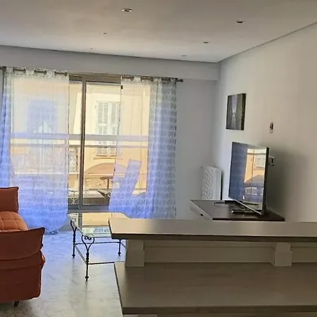 La Belle, Centre 1 Bed, 2 Terrace, Quiet Apartment