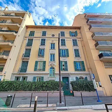 Nestor&jeeves - Goldie France Riviera - Very Close Sea Nice