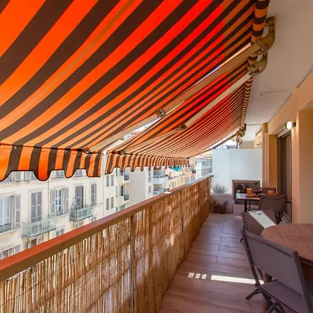 #4 Papon Parking Climatise Terrasse & Wifi 5mins A Pieds Du Vieux * Nice