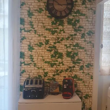 Dos Santos Apartment