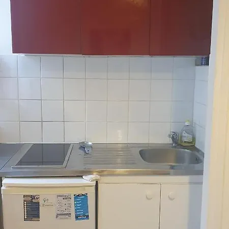 Dos Santos Apartment *