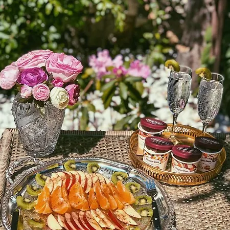 Garden Hotel Niza