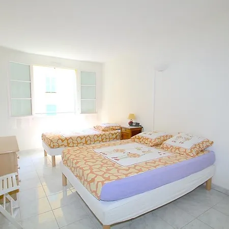 Long In Old Town Of Nice, Castle Hill Apartment