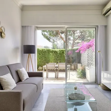 Apartment Elegant Logement D'1 Avec Terrasse *