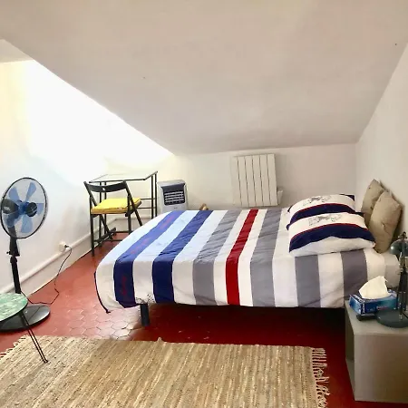 Apartment 2-3 Pces Dans Le Carre D Or A 290 M Des Plages