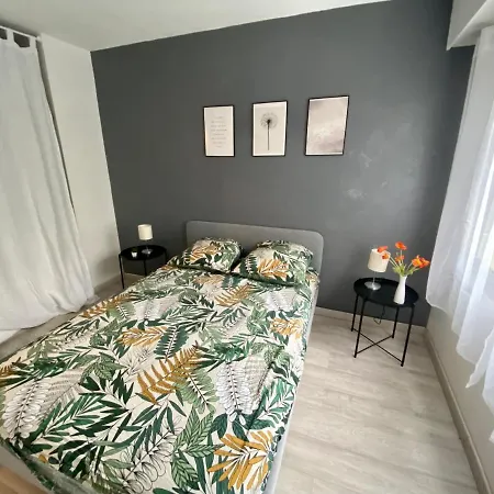 2 6 Couchages Au Coeur De Port Apartment *