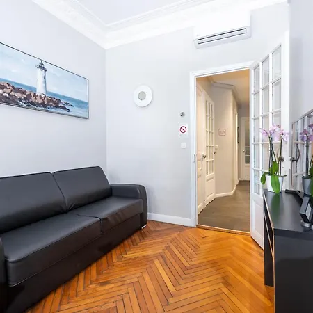 Art Deco Flat 45 M² Nice
