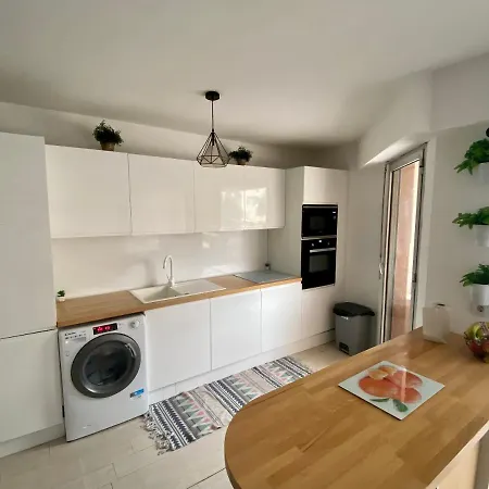 Apartment 2 6 Couchages Au Coeur De Port
