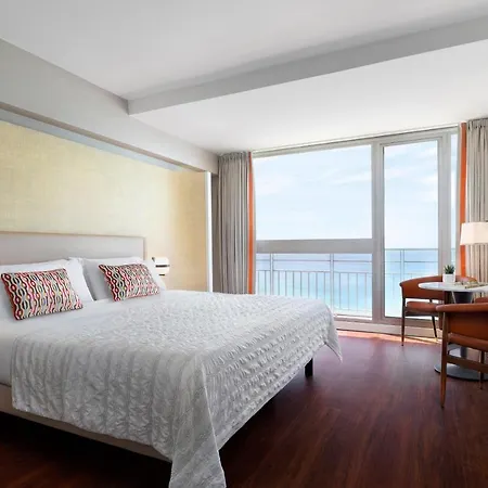 Le Meridien מלון 4*