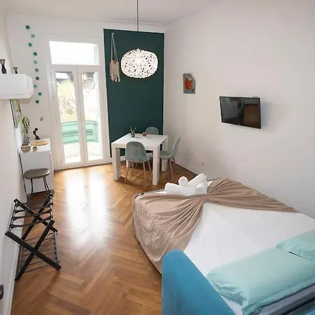 Palais Mimosa Apartment
