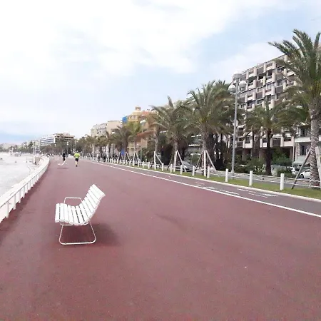 D Avec Clim Terrasse Et Petit Dejeuner Hauteurs De Nice